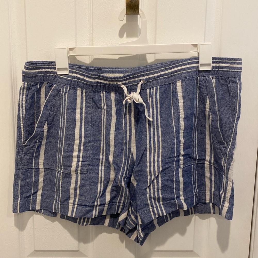 Nautical size XL shorts